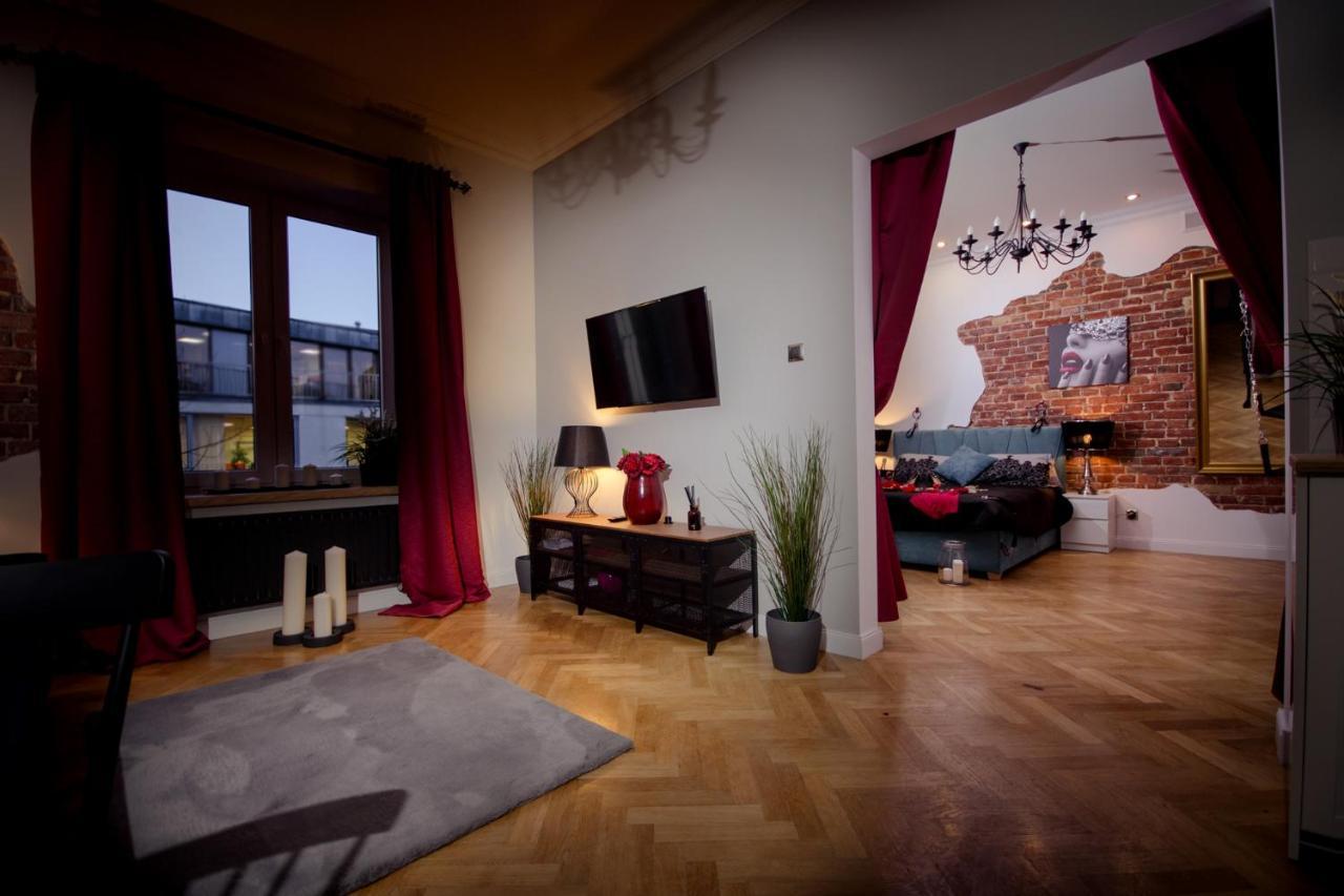 Apartament Dla Doroslych "Papierki Po Cukierkach" Lublin Exterior foto